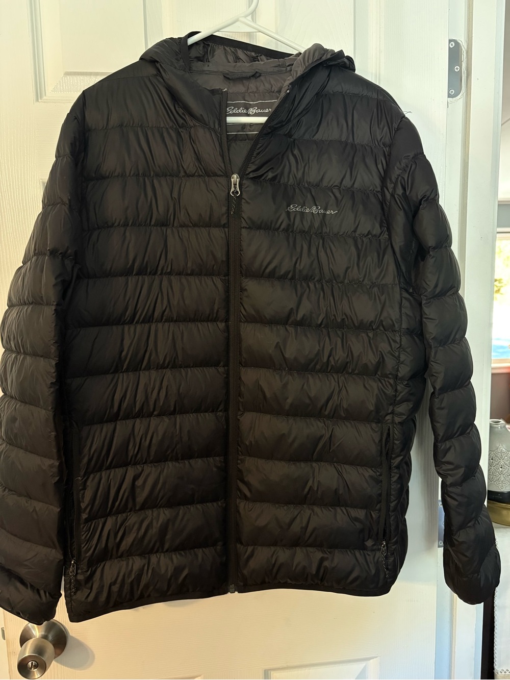 Eddie Bauer Men’s Black puffer jacket